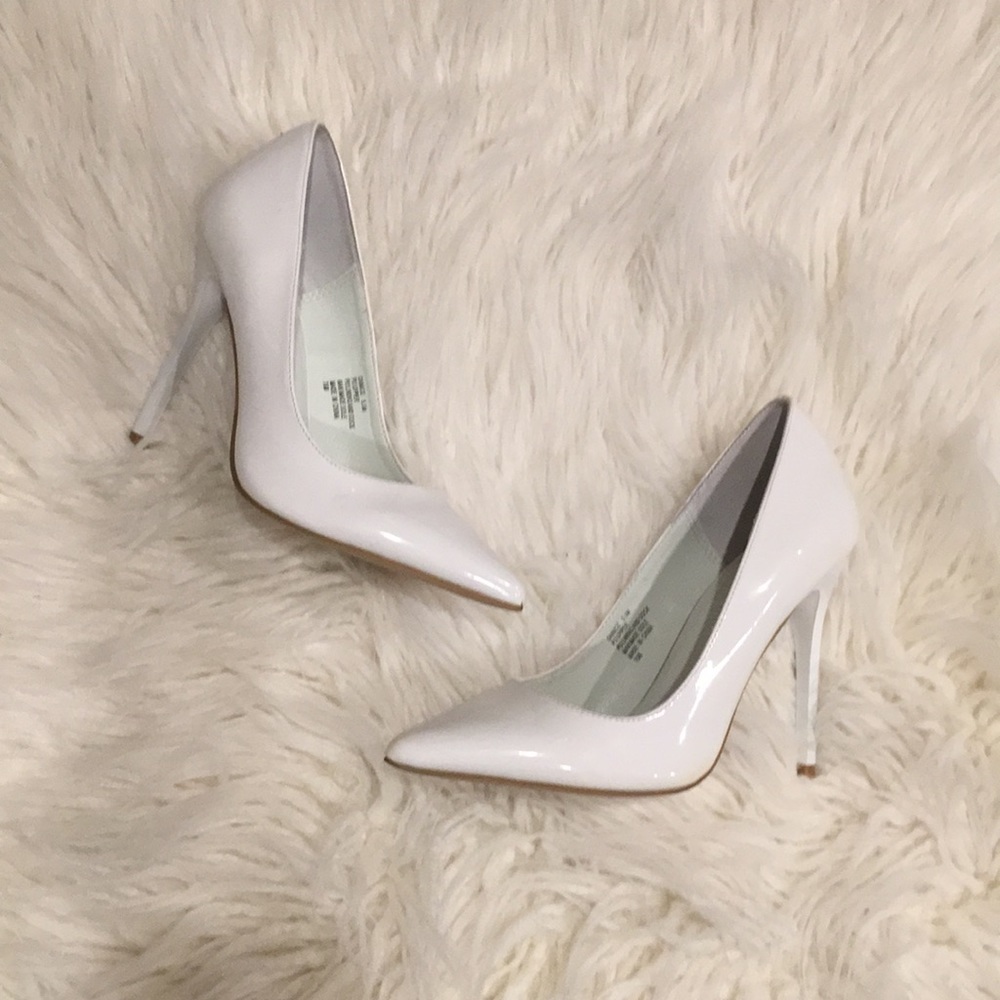 White pointed heels SOLD